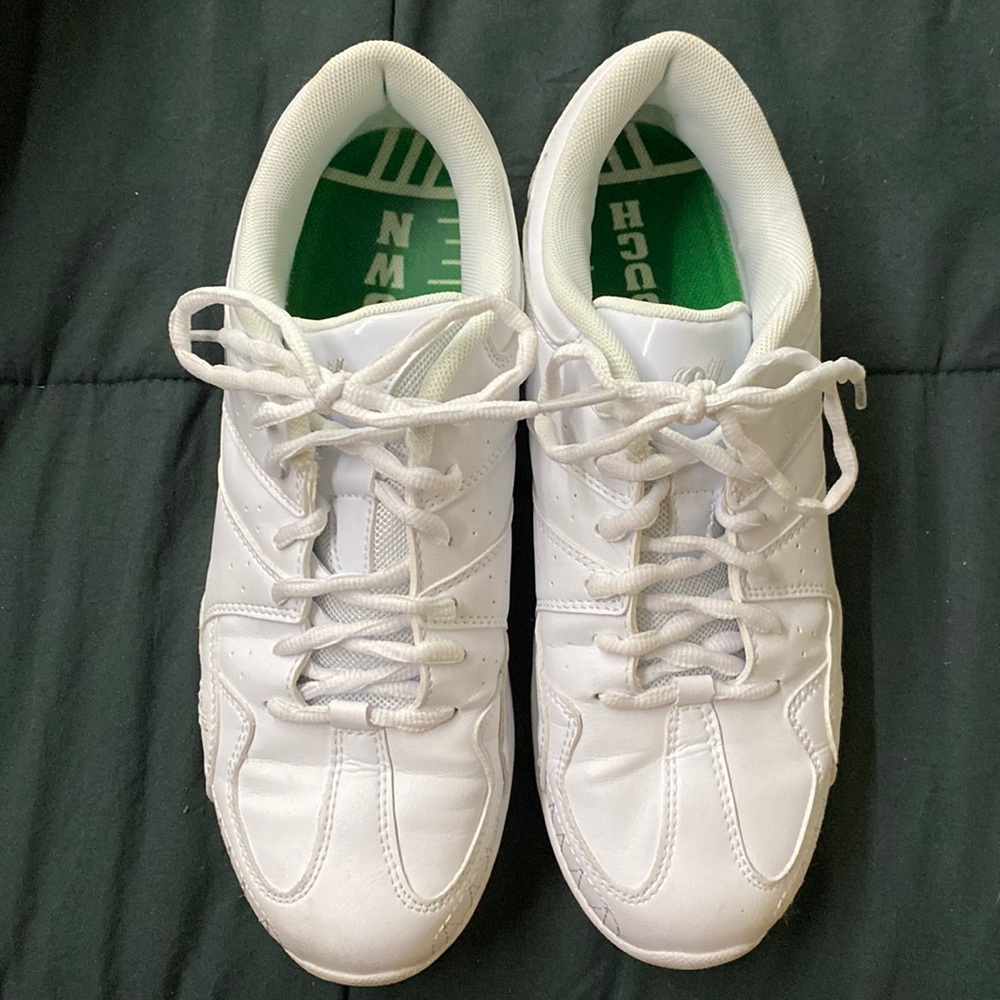 Varsity | touchdown cheer shoes
